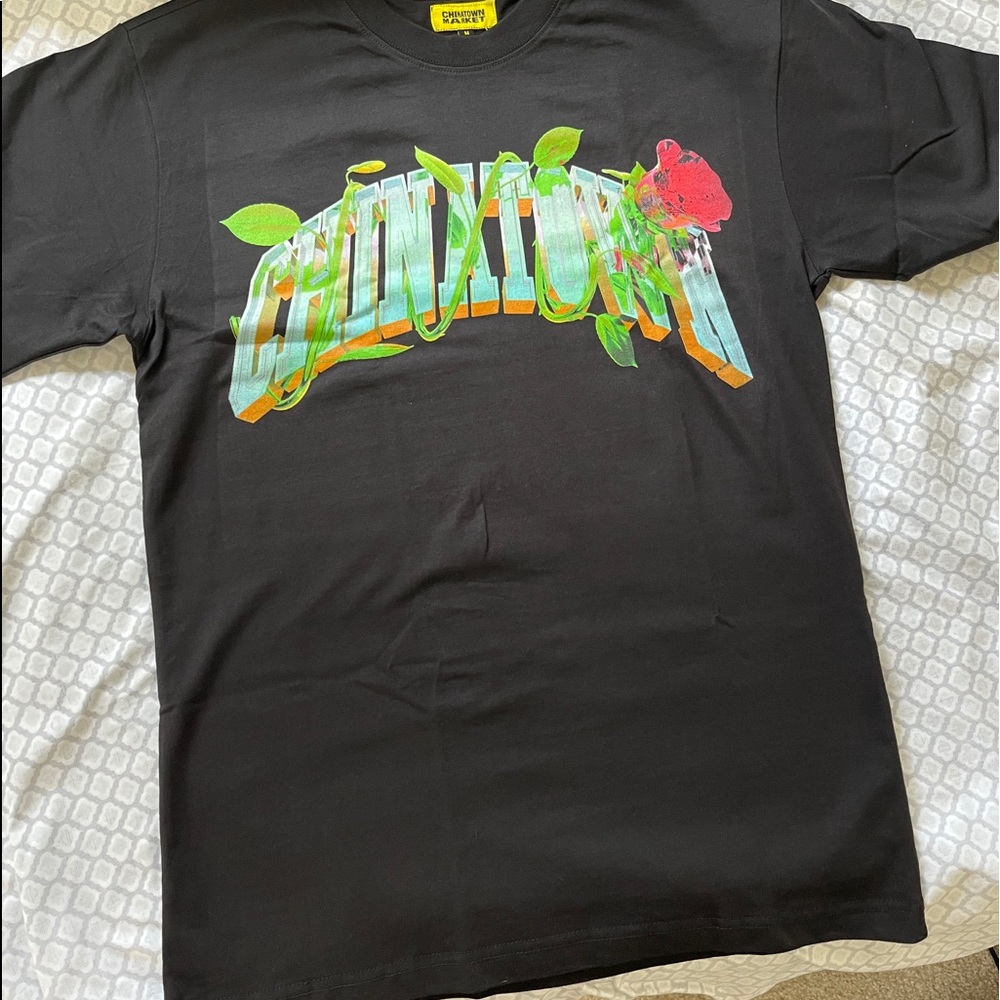 Chinatown Market rose tee